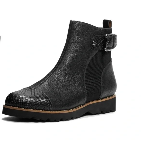 Donald J. Pliner Cally Suede Leather Ankle Boots - Picture 1 of 9